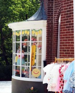 Art in August banner at Cosmo Capri